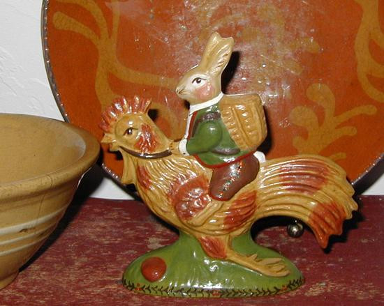 Detail view of Yelloware Rabbit in Lederhosen